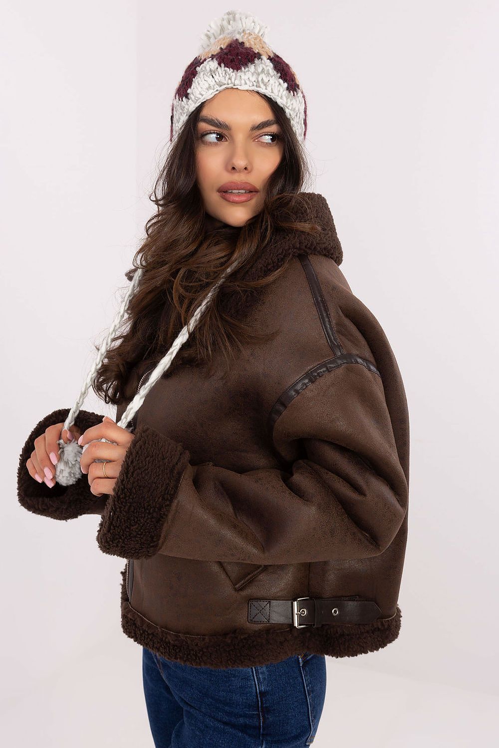  Cap model 203840 AT 