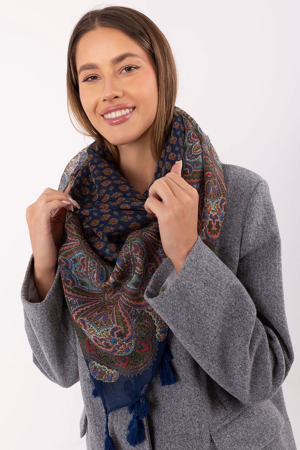  Neckerchief model 223052 AT 